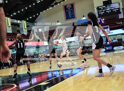 Thumbnail 2 in Tuckahoe vs Alexander Hamilton (NYSPHSAA Section 1 Class C Final) photogallery.