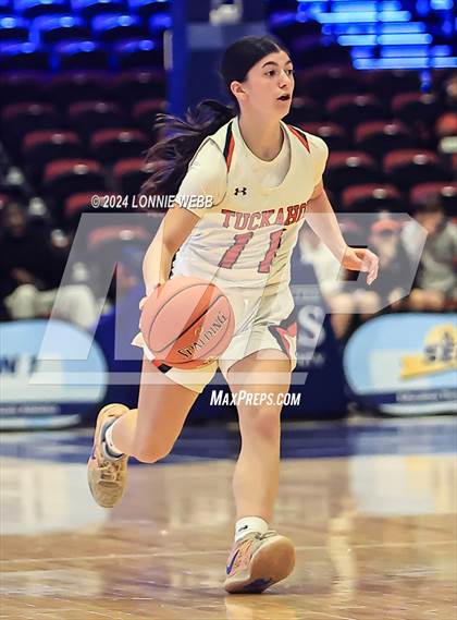 Thumbnail 1 in Tuckahoe vs Alexander Hamilton (NYSPHSAA Section 1 Class C Final) photogallery.