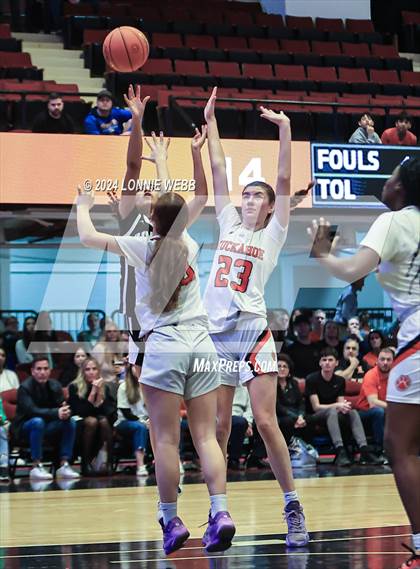 Thumbnail 1 in Tuckahoe vs Alexander Hamilton (NYSPHSAA Section 1 Class C Final) photogallery.