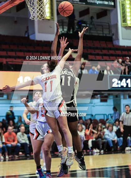 Thumbnail 2 in Tuckahoe vs Alexander Hamilton (NYSPHSAA Section 1 Class C Final) photogallery.
