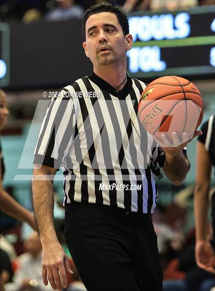 Thumbnail 2 in Tuckahoe vs Alexander Hamilton (NYSPHSAA Section 1 Class C Final) photogallery.