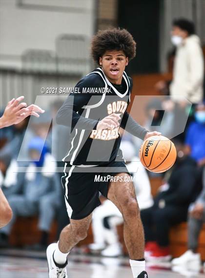 Thumbnail 2 in Oak Park vs South Pasadena (19th Annual Rose City Roundball classic) photogallery.