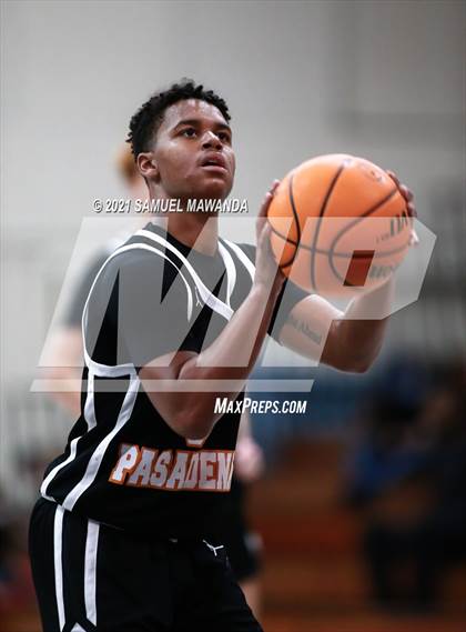 Thumbnail 1 in Oak Park vs South Pasadena (19th Annual Rose City Roundball classic) photogallery.