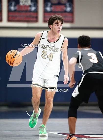 Thumbnail 2 in Oak Park vs South Pasadena (19th Annual Rose City Roundball classic) photogallery.