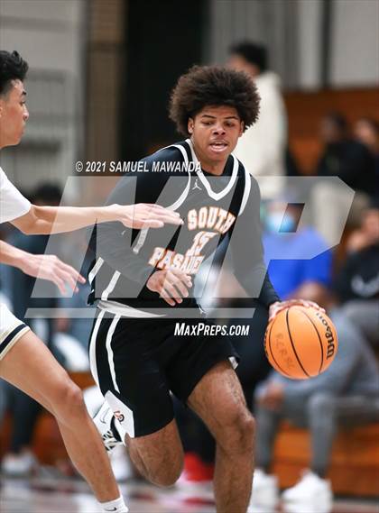 Thumbnail 3 in Oak Park vs South Pasadena (19th Annual Rose City Roundball classic) photogallery.