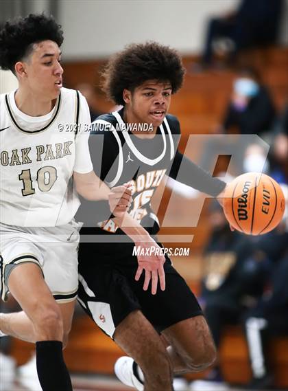 Thumbnail 1 in Oak Park vs South Pasadena (19th Annual Rose City Roundball classic) photogallery.