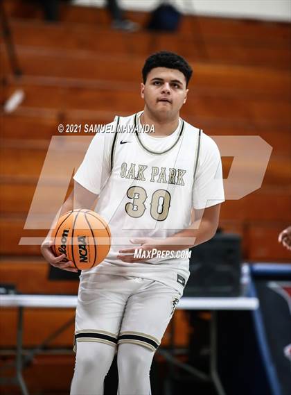 Thumbnail 2 in Oak Park vs South Pasadena (19th Annual Rose City Roundball classic) photogallery.