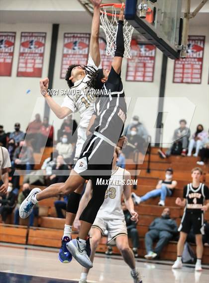 Thumbnail 2 in Oak Park vs South Pasadena (19th Annual Rose City Roundball classic) photogallery.