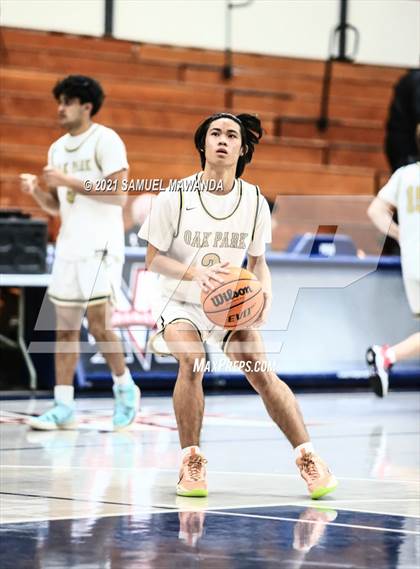 Thumbnail 3 in Oak Park vs South Pasadena (19th Annual Rose City Roundball classic) photogallery.