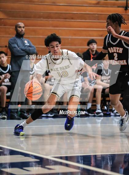 Thumbnail 2 in Oak Park vs South Pasadena (19th Annual Rose City Roundball classic) photogallery.