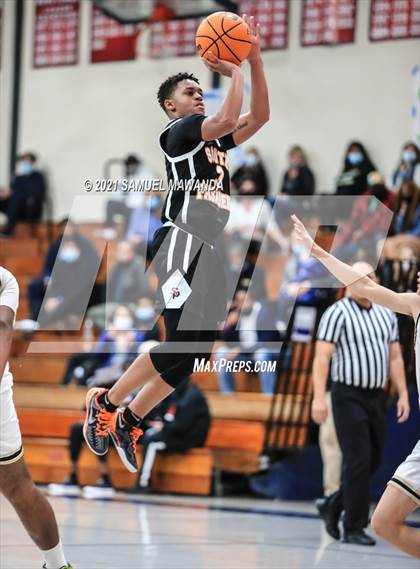 Thumbnail 2 in Oak Park vs South Pasadena (19th Annual Rose City Roundball classic) photogallery.