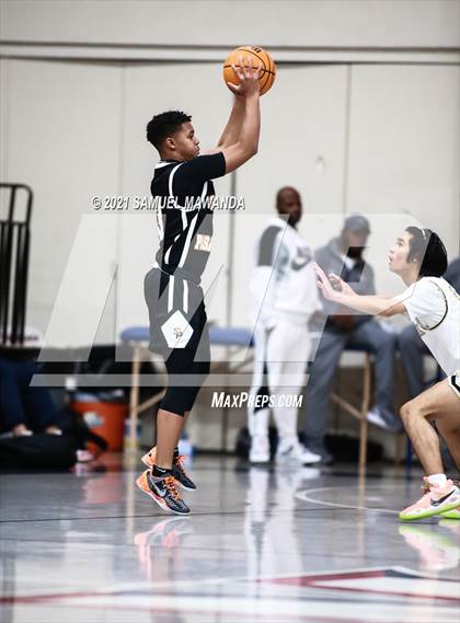 Thumbnail 1 in Oak Park vs South Pasadena (19th Annual Rose City Roundball classic) photogallery.