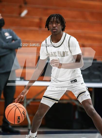 Thumbnail 2 in Oak Park vs South Pasadena (19th Annual Rose City Roundball classic) photogallery.