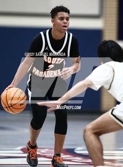 Thumbnail 3 in Oak Park vs South Pasadena (19th Annual Rose City Roundball classic) photogallery.