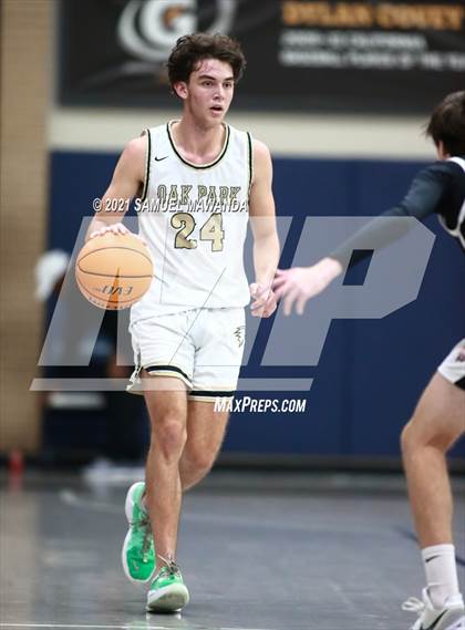 Thumbnail 3 in Oak Park vs South Pasadena (19th Annual Rose City Roundball classic) photogallery.