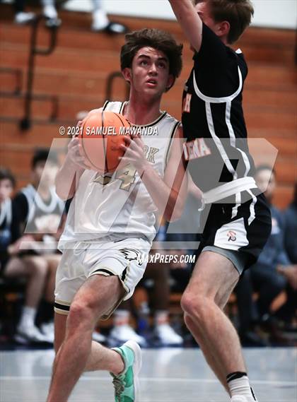 Thumbnail 1 in Oak Park vs South Pasadena (19th Annual Rose City Roundball classic) photogallery.