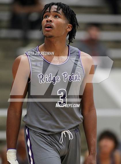 Thumbnail 3 in Ridge Point vs. Morton Ranch (McDonald's Texas Invitational) photogallery.