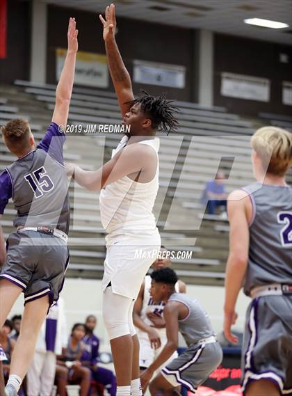 Thumbnail 1 in Ridge Point vs. Morton Ranch (McDonald's Texas Invitational) photogallery.