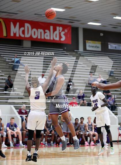 Thumbnail 2 in Ridge Point vs. Morton Ranch (McDonald's Texas Invitational) photogallery.