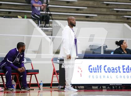 Thumbnail 3 in Ridge Point vs. Morton Ranch (McDonald's Texas Invitational) photogallery.