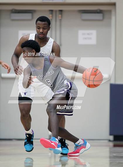 Thumbnail 3 in Ridge Point vs. Morton Ranch (McDonald's Texas Invitational) photogallery.