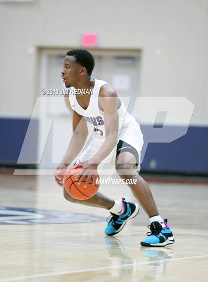 Thumbnail 3 in Ridge Point vs. Morton Ranch (McDonald's Texas Invitational) photogallery.