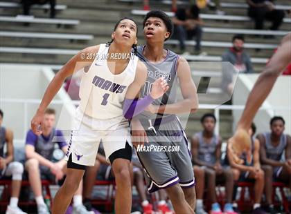 Thumbnail 1 in Ridge Point vs. Morton Ranch (McDonald's Texas Invitational) photogallery.