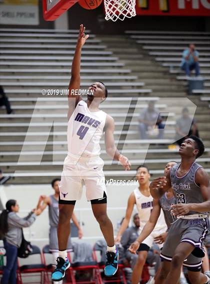 Thumbnail 2 in Ridge Point vs. Morton Ranch (McDonald's Texas Invitational) photogallery.