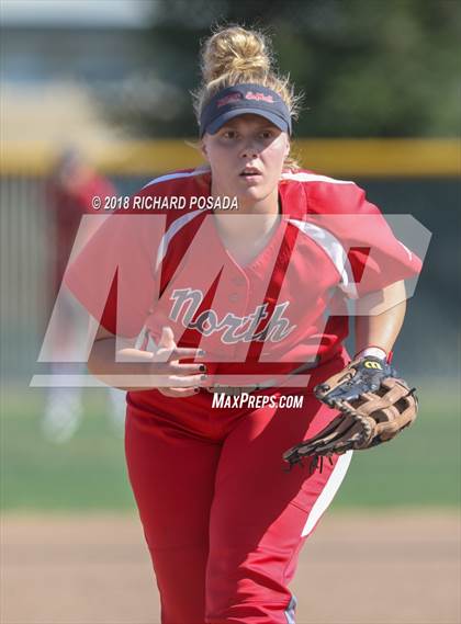 Thumbnail 1 in North @ Selma (CIF Quarterfinal) photogallery.