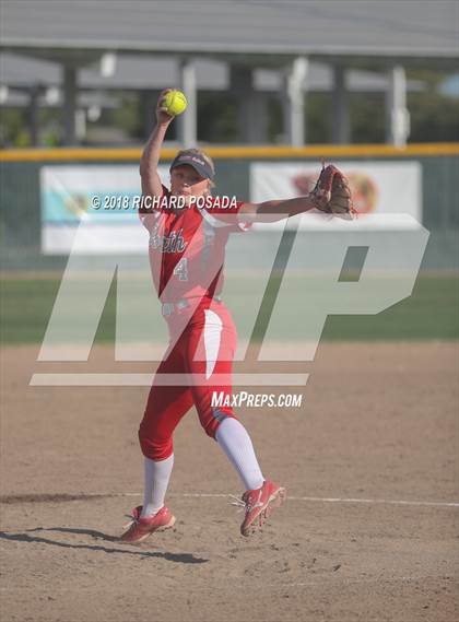 Thumbnail 2 in North @ Selma (CIF Quarterfinal) photogallery.