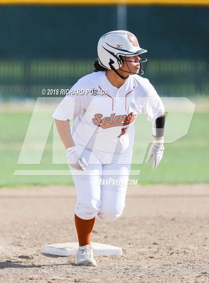 Thumbnail 1 in North @ Selma (CIF Quarterfinal) photogallery.