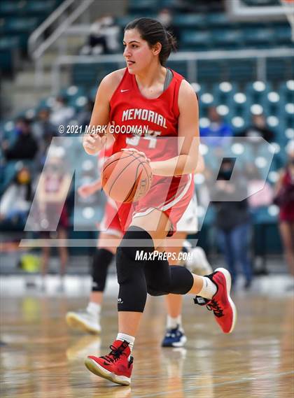 Thumbnail 3 in Tompkins vs. Memorial (UIL 6A Region 3 Area Playoff) photogallery.