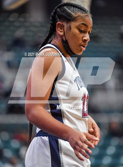 Thumbnail 1 in Tompkins vs. Memorial (UIL 6A Region 3 Area Playoff) photogallery.