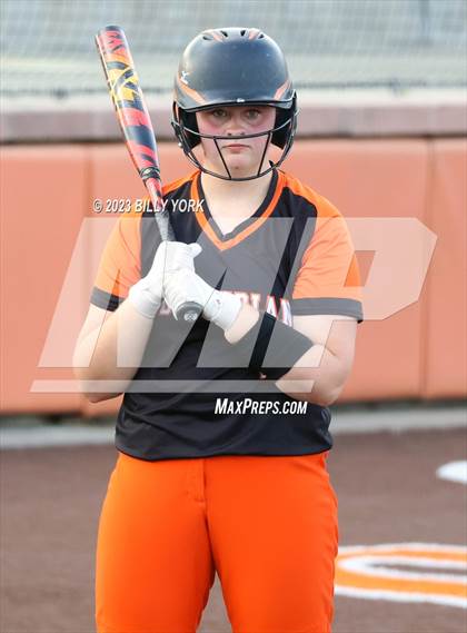 Thumbnail 3 in Grand Saline vs Commerce photogallery.