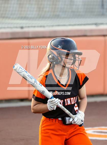 Thumbnail 3 in Grand Saline vs Commerce photogallery.