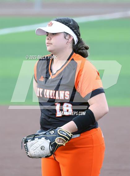 Thumbnail 3 in Grand Saline vs Commerce photogallery.