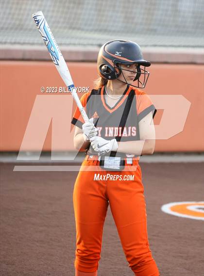 Thumbnail 2 in Grand Saline vs Commerce photogallery.