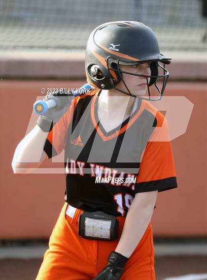 Thumbnail 2 in Grand Saline vs Commerce photogallery.