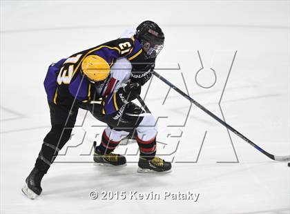 Thumbnail 3 in Westhill vs. Masuk (CIAC D3 Semifinal) photogallery.