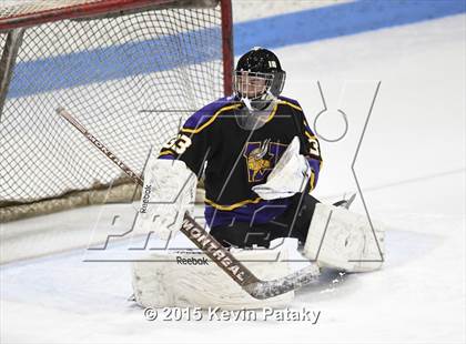 Thumbnail 2 in Westhill vs. Masuk (CIAC D3 Semifinal) photogallery.