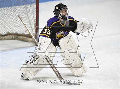 Thumbnail 3 in Westhill vs. Masuk (CIAC D3 Semifinal) photogallery.