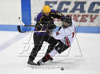 Thumbnail 1 in Westhill vs. Masuk (CIAC D3 Semifinal) photogallery.