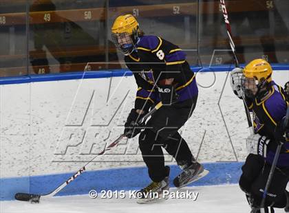 Thumbnail 2 in Westhill vs. Masuk (CIAC D3 Semifinal) photogallery.