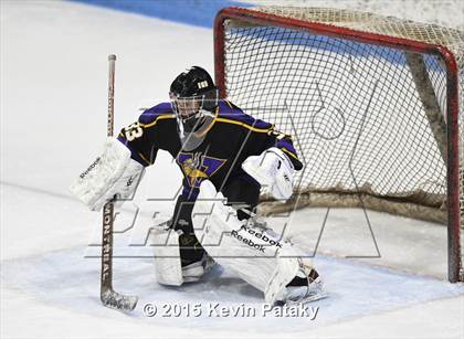 Thumbnail 3 in Westhill vs. Masuk (CIAC D3 Semifinal) photogallery.