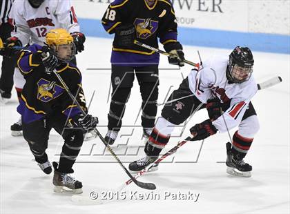 Thumbnail 3 in Westhill vs. Masuk (CIAC D3 Semifinal) photogallery.
