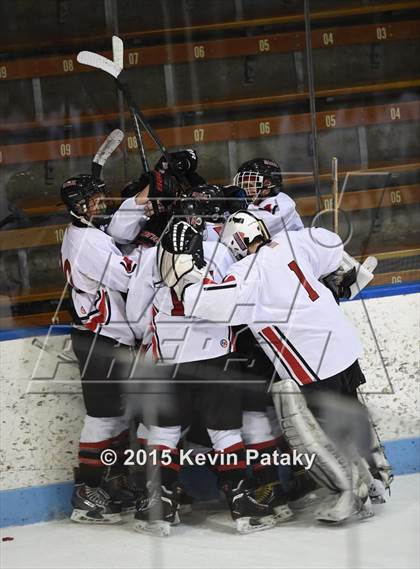 Thumbnail 2 in Westhill vs. Masuk (CIAC D3 Semifinal) photogallery.