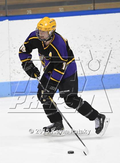 Thumbnail 1 in Westhill vs. Masuk (CIAC D3 Semifinal) photogallery.