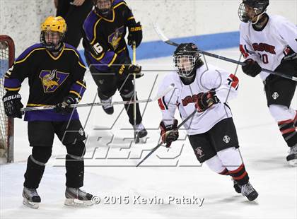 Thumbnail 3 in Westhill vs. Masuk (CIAC D3 Semifinal) photogallery.