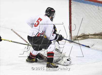 Thumbnail 2 in Westhill vs. Masuk (CIAC D3 Semifinal) photogallery.