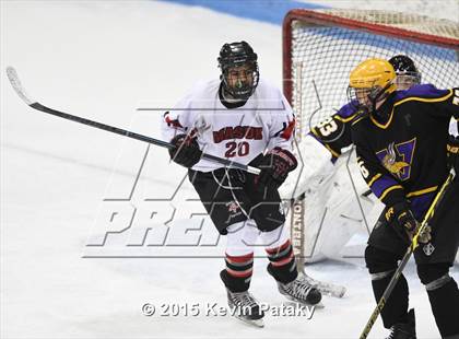 Thumbnail 3 in Westhill vs. Masuk (CIAC D3 Semifinal) photogallery.